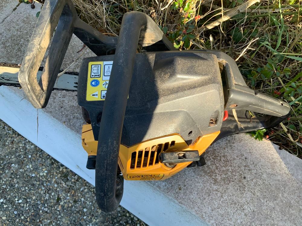 Tron&ccedil;onneuse thermique McCulloch Jardin