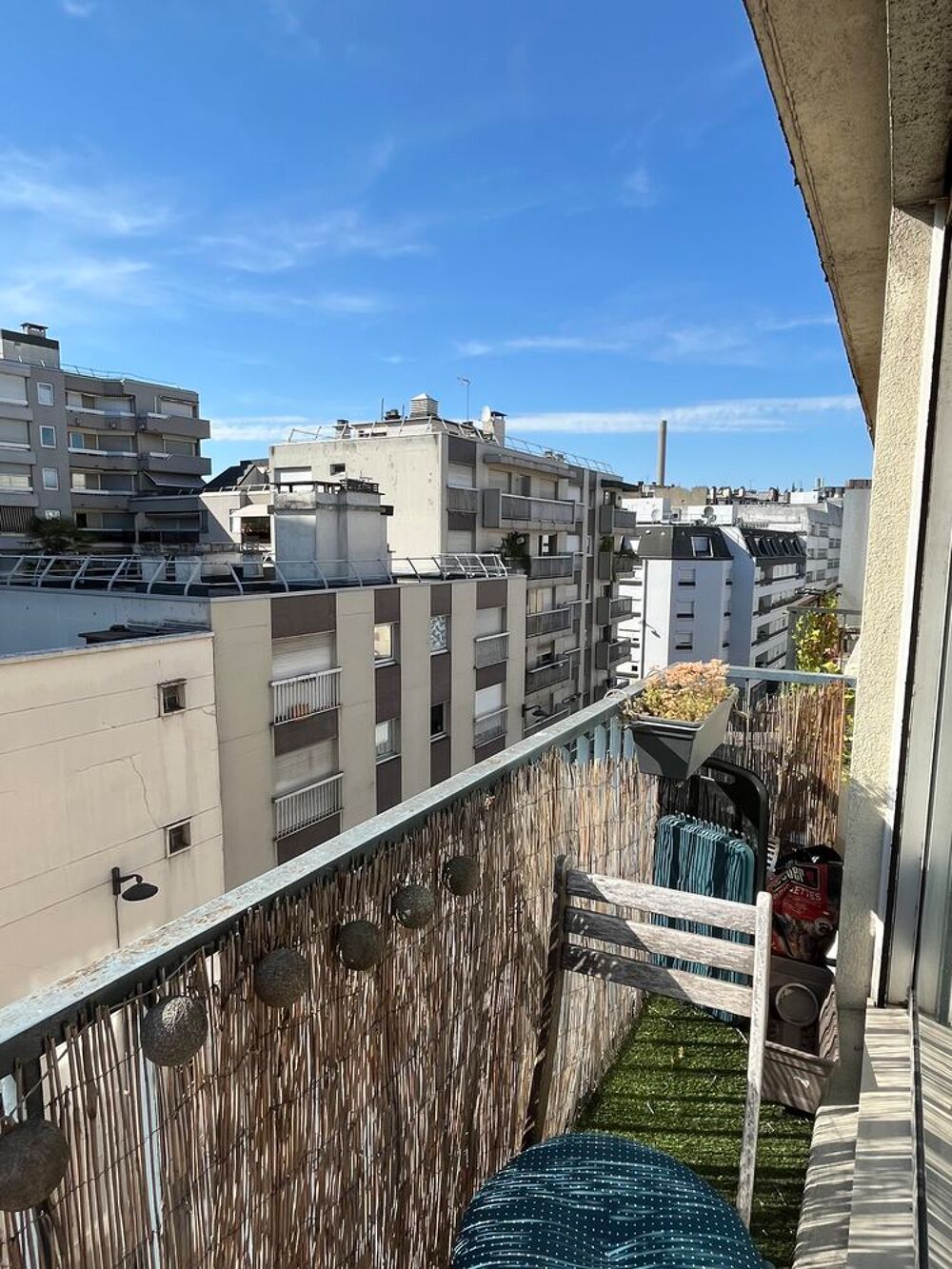 Vente Appartement T2 traversant de 48m2 avec balcon à Paris 18ème Paris 18