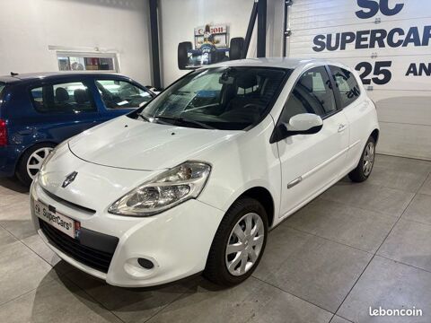 Renault clio iii 1.2 16V 75 CH EXPRESSION 87000 KMS
