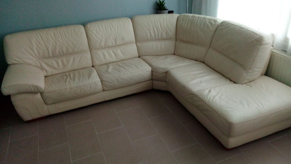 Vend canap&eacute; angle cuir de buffle 5 places Meubles