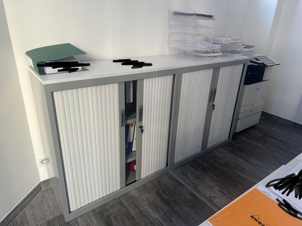 MOBILIER DE BUREAUX Meubles