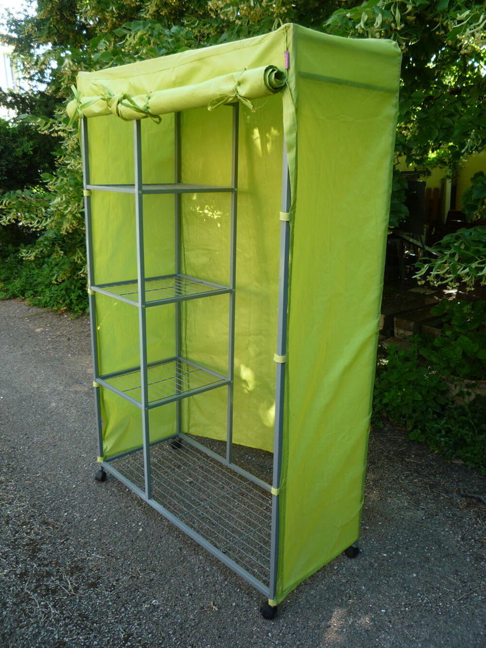 Armoire penderie structure m&eacute;tallique,dessus toile verte (G) Meubles