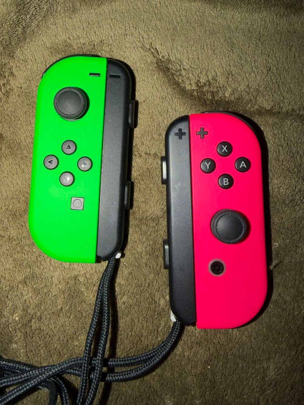 Nintendo Switch + pochette ? Tr&egrave;s bon &eacute;tat Consoles et jeux vidéos