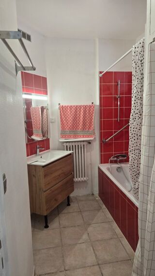 Location Appartement Appartement 2 pièces meublé 50 m² avec parking privé ? Nice Nice