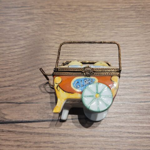 CHARIOT PORCELAINE LIMOGES 90 Royan (17)