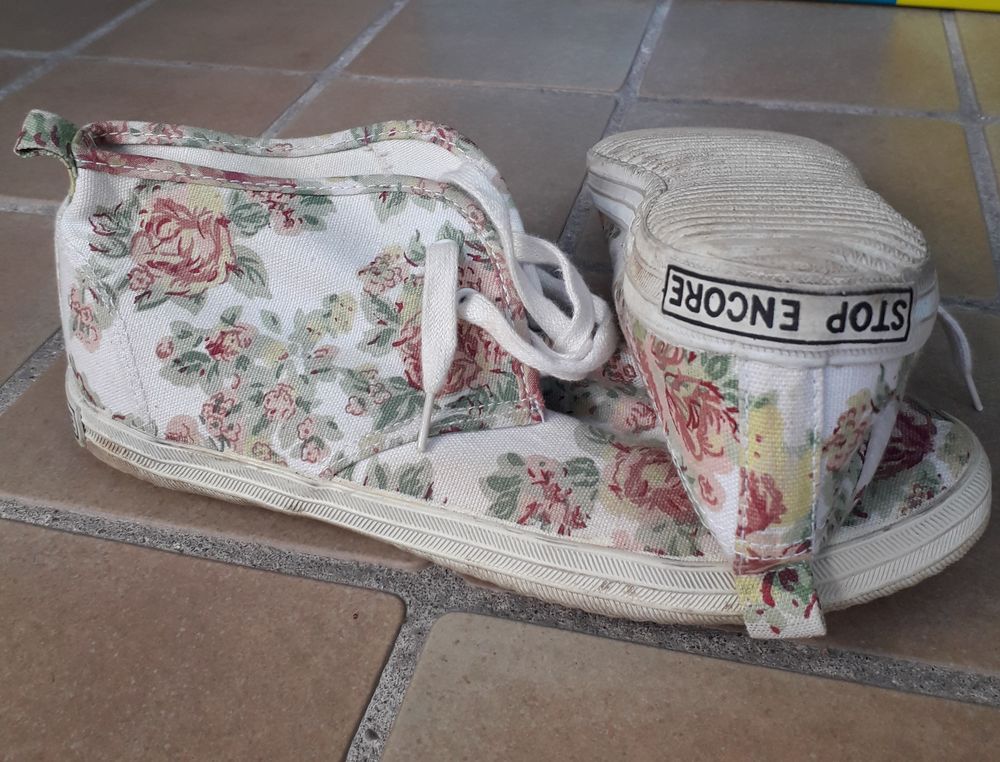 Lot diverses paires de chaussures Chaussures