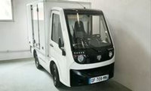 Deliver 3 Tropos 10kw caisse 3,5 m3 2022 occasion 78210 Saint-Cyr-l'&Eacute;cole