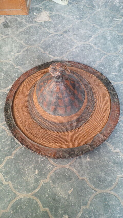 Ancien chapeau en vannerie tressée et cuir 50 Gardanne (13)