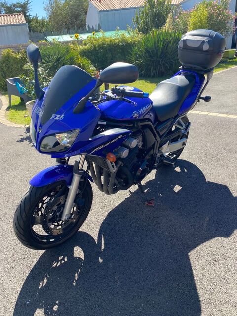 Moto YAMAHA 2003 occasion Le Grand-Village-Plage 17370