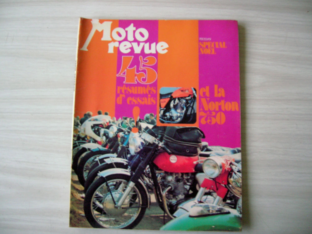 Divers MOTO REVUE - MOTORAMA - La MOTO de 1972 Livres et BD