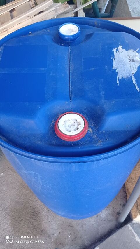 Barrique 220 litres 30 Lisle (24)