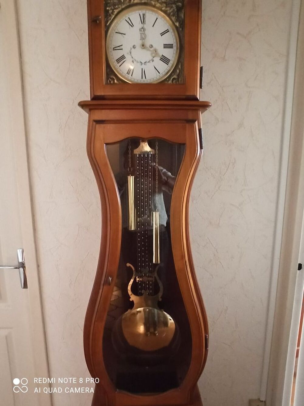 Horloge comtoise en merisier Décoration