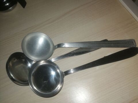 3 louches diffrentes 5 Le Creusot (71)