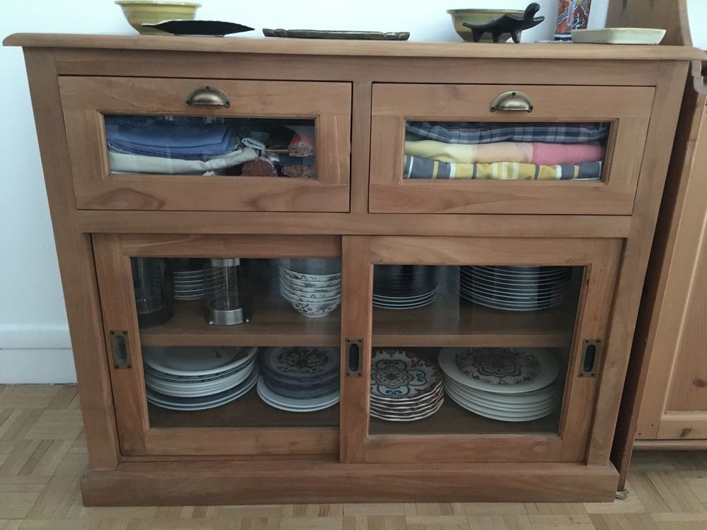 Buffet Maisons du Monde, teck massif et verre - 280 € Meubles