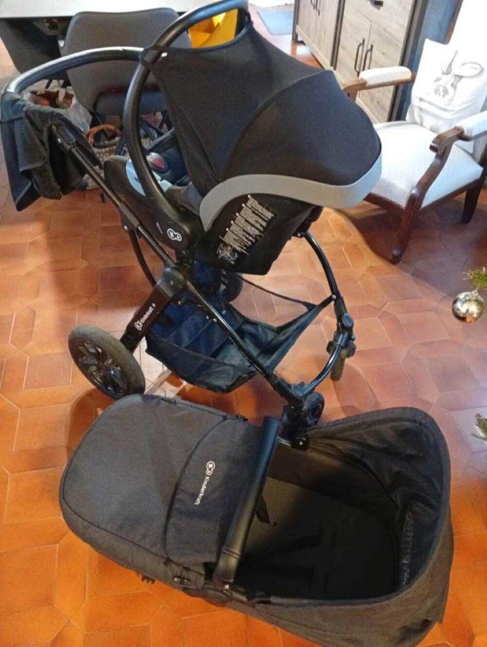 Poussette Kinderkraft Pu�riculture