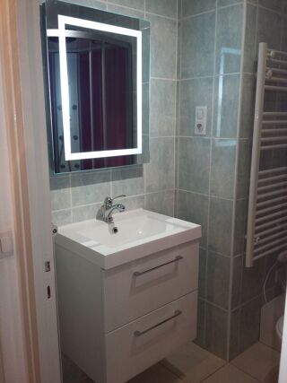  Appartement à louer 1 pièce 25 m²