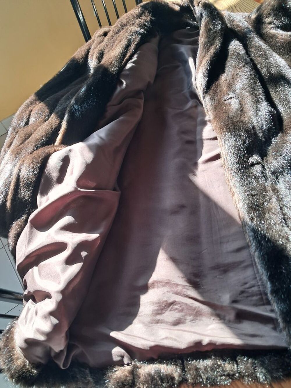 Manteau en fausse fourrure Vêtements