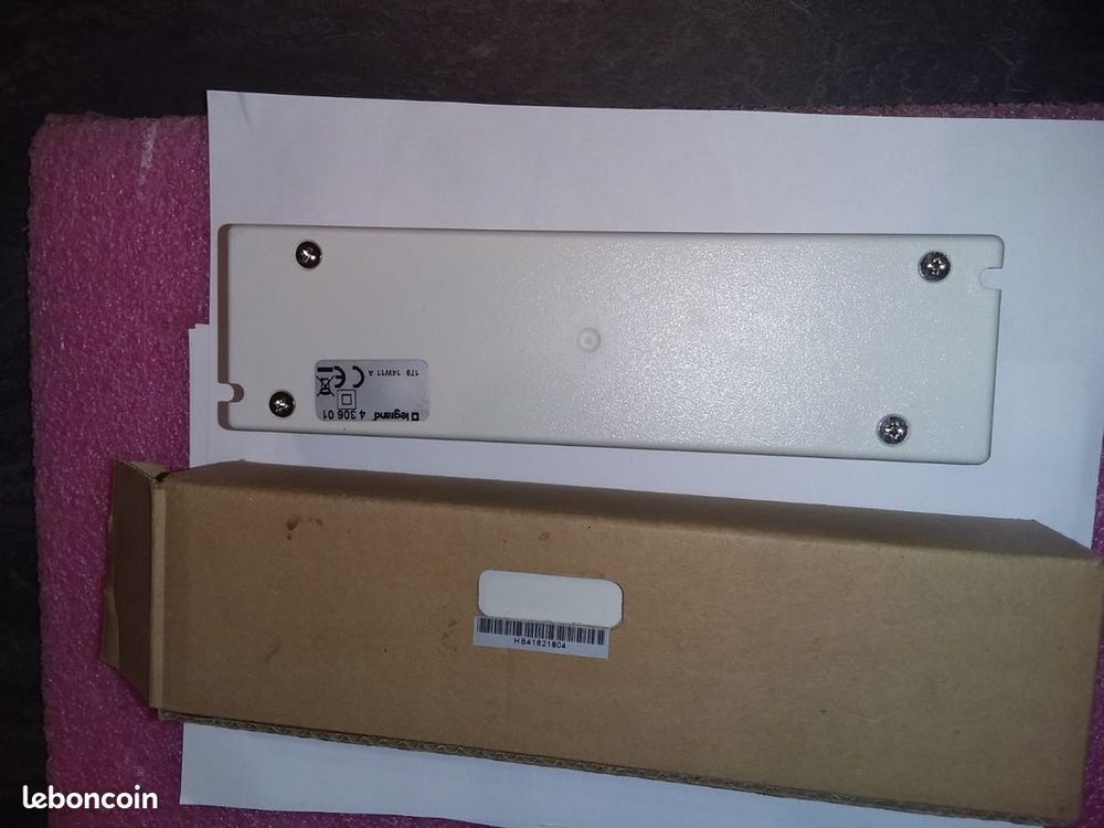 Alimentation stabilisee legrand 430601 Bricolage
