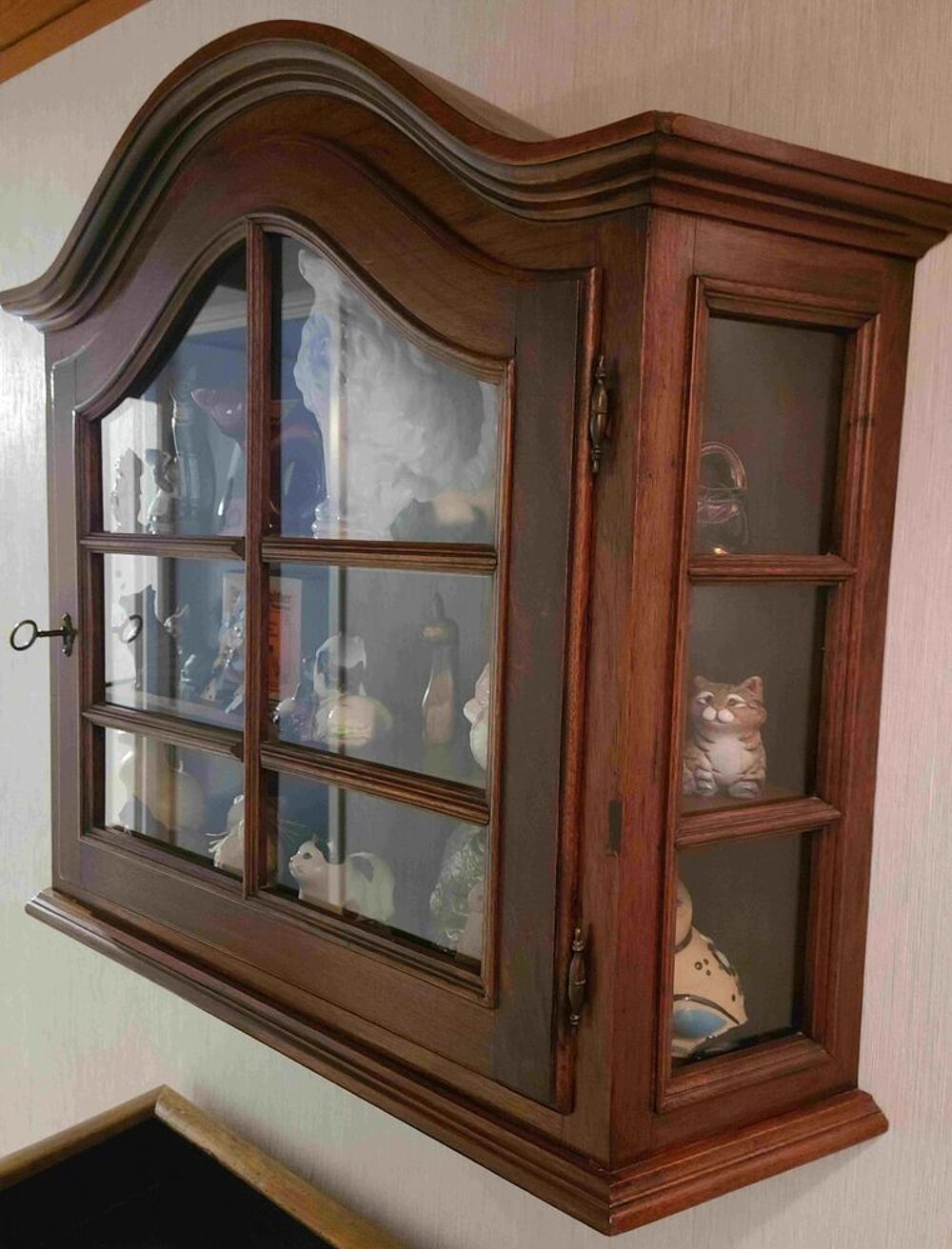 Grande vitrine ancienne Meubles