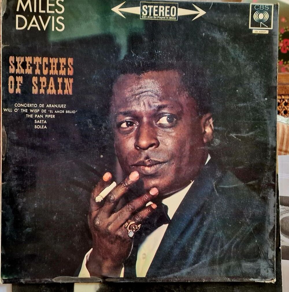 + de100 vinyles: 98 classique, 38 groupes ,43 chanteurs jazz CD et vinyles