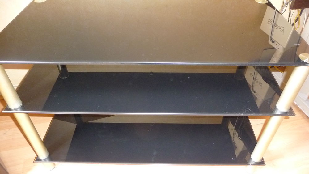 Table basse ou table tv trois plateaux Meubles