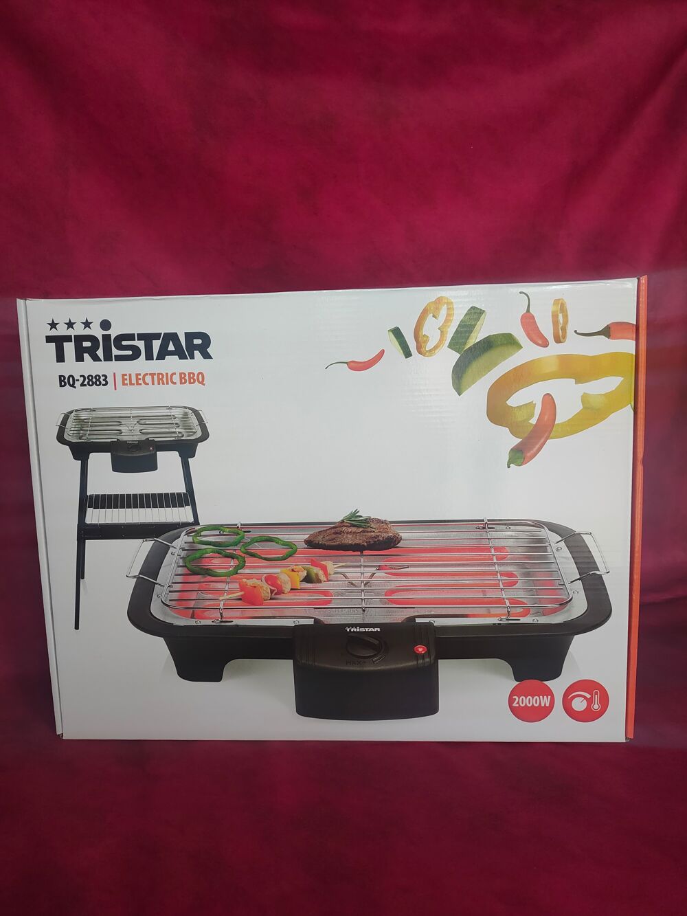 Barbecue tristar sur pieds neuf jamais d&eacute;ball&eacute; Electroménager