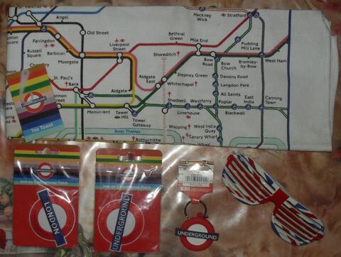 Lot de 5 objets de Londres garantis NEUFS 40 Montreuil (93)