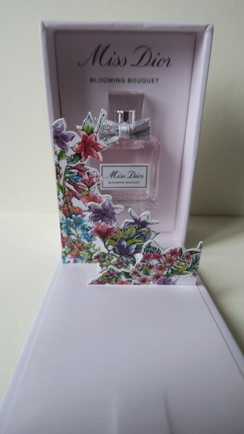 Miniature de parfum pour la Saint Valentin , Miss D 20 Chennevires-sur-Marne (94)