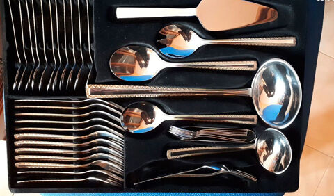 M�nag�re de luxe VARAGUEN 84 pi�ces dor�es 24 carats 260 Toulouse (31)