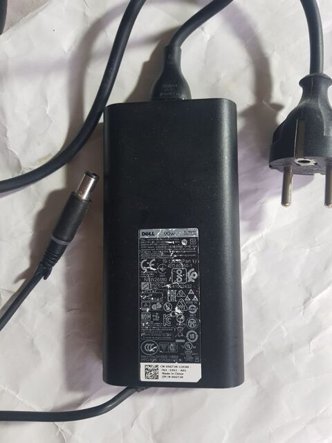 CHARGEUR ADAPTATEUR 90 W DELL POUR ORDINATEUR TRES BON ETAT 30 Paris 20 (75)