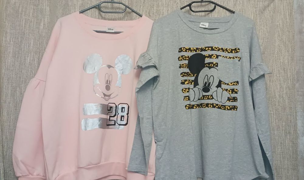 lot DISNEY pour femme ou adolescente Vêtements