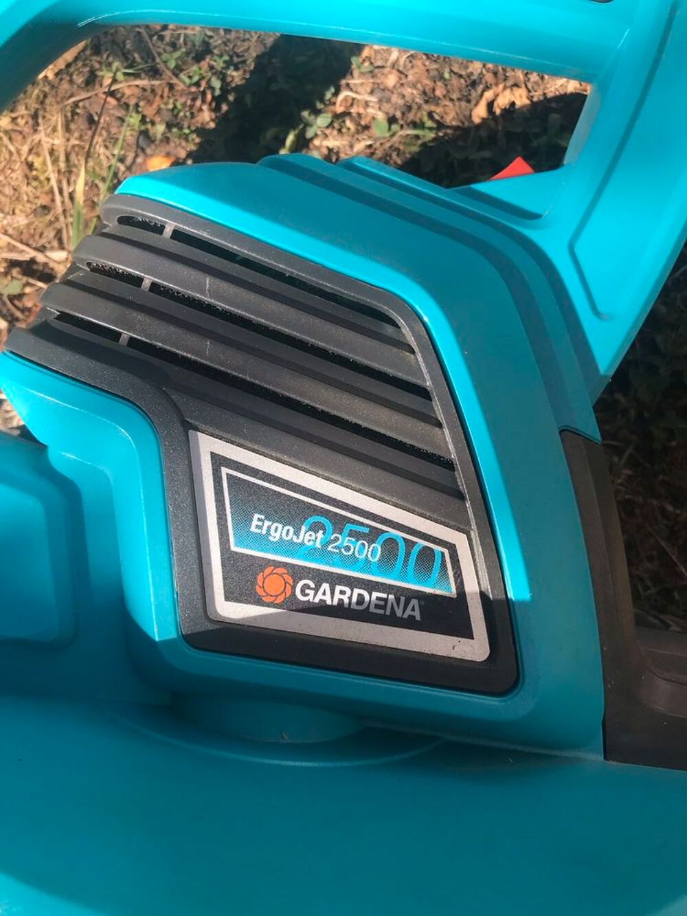 aspirateur broyeur Gardena feuilles Jardin