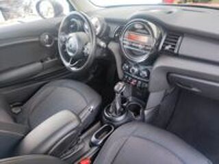 One Hatch 3 Portes 102 ch BVA6 2015 occasion 78390 Bois-d'Arcy