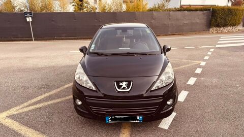 Peugeot 207 1.6 HDi 90ch BLUE LION Premium 2009 occasion Annemasse 74100