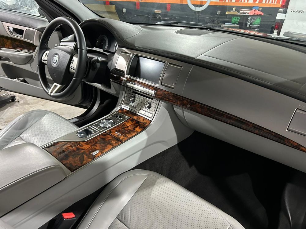 XF 2.7d Luxe Pr&eacute;mium 2009 occasion 59310 Auchy-lez-Orchies