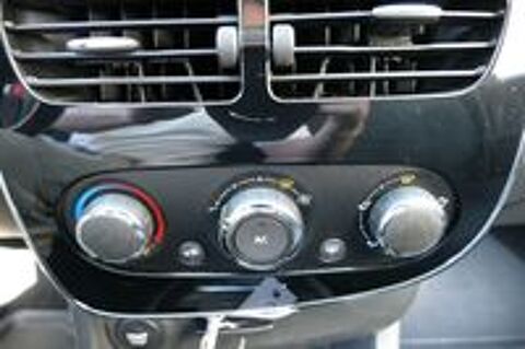Clio IV Estate Clio Estate IV TCe 120 Intens EDC 2013 occasion 13600 La Ciotat