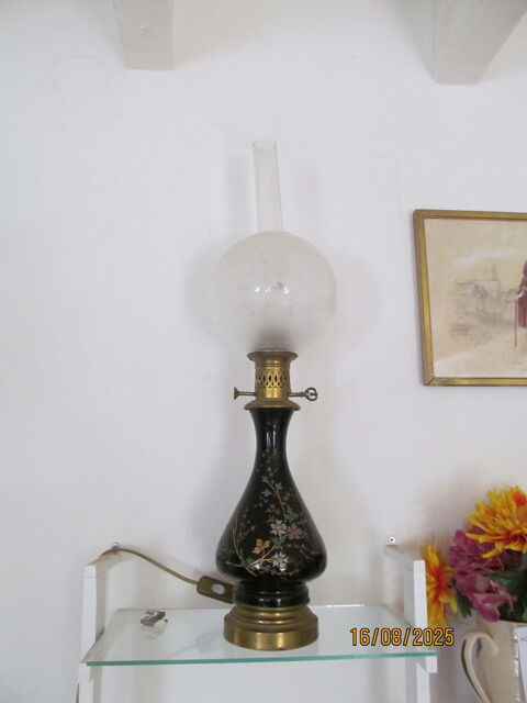 Prix brad� cause d�part. Lampe ancienne porcelaine Limoges 20 Montgivray (36)