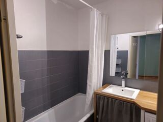  Appartement  vendre 2 pices 57 m