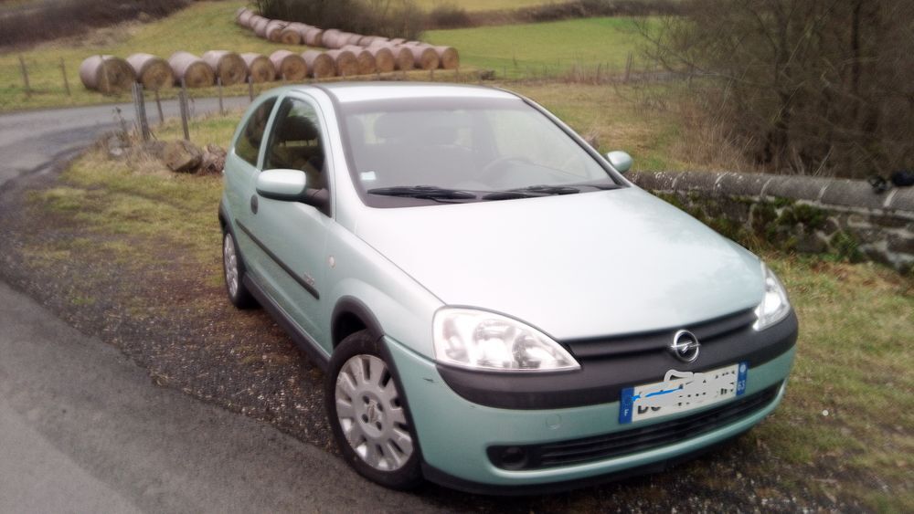 Corsa 1.4i 16V El&eacute;gance 2002 occasion 43000 Polignac