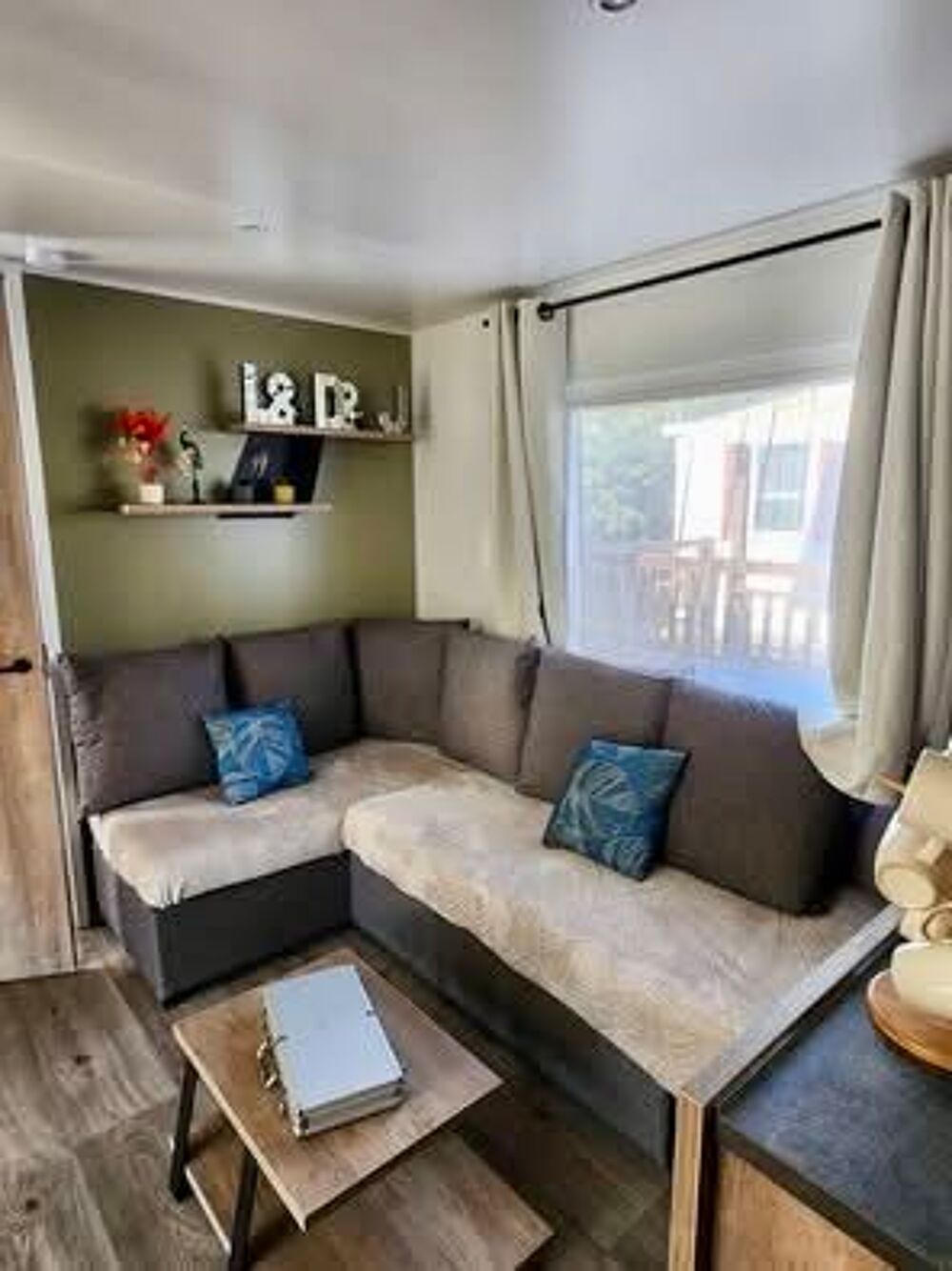   mobil-home climatisé de 40m2 à Valras Plage Languedoc-Roussillon, Valras-Plage (34350)