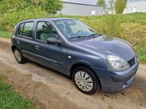 Annonce voiture Renault Clio II 2200 