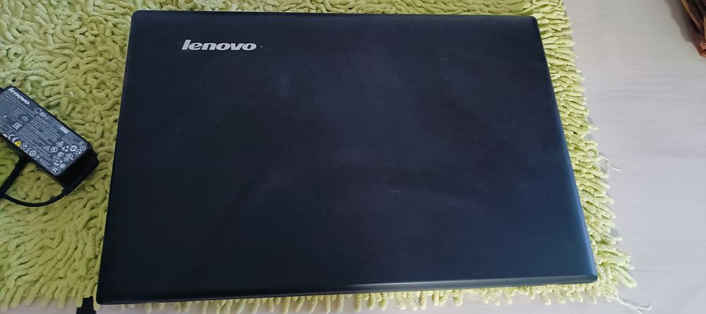 Ordinateur portable Lenovo G70 Matériel informatique