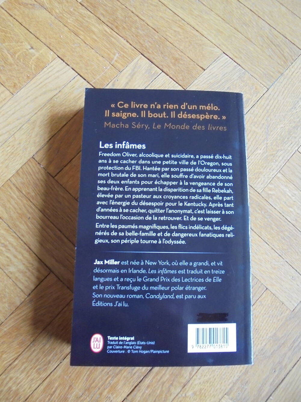 Les inf&acirc;mes (98) Livres et BD