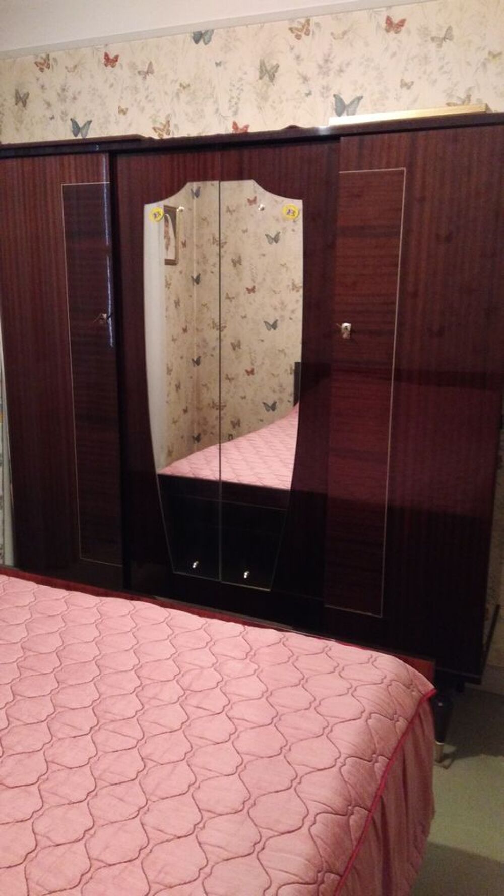 Chambre en bois Meubles