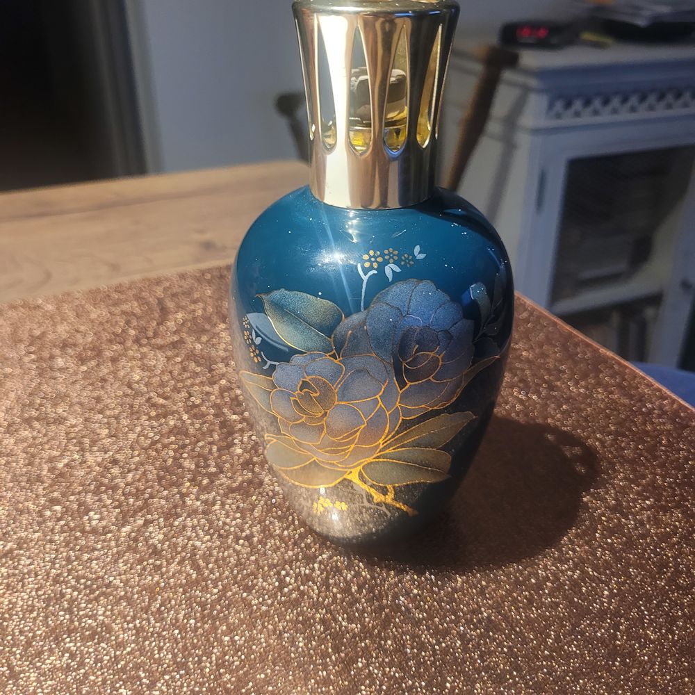 VALLAURIS LE VAUCOUR / CARREAUX VALLAURIS 