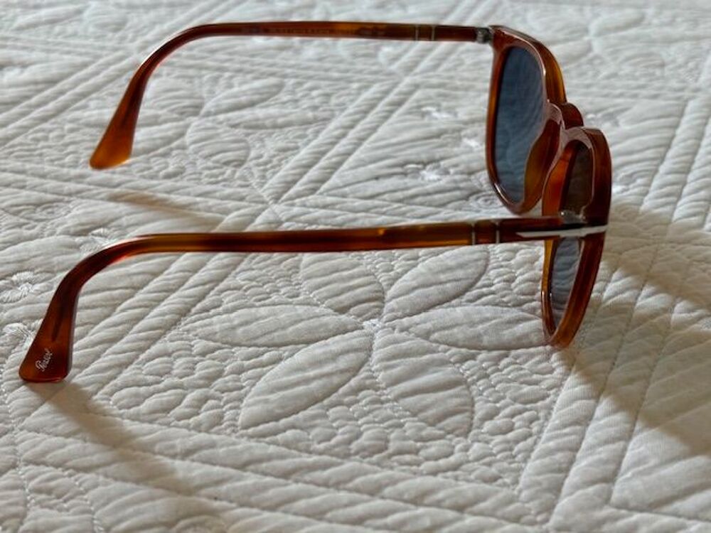 Lunettes de soleil Bijoux et montres