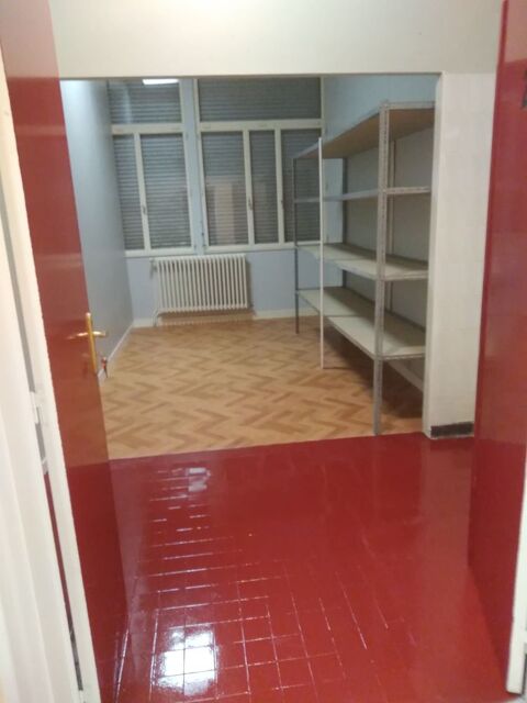  Parking / Garage  louer 12 m