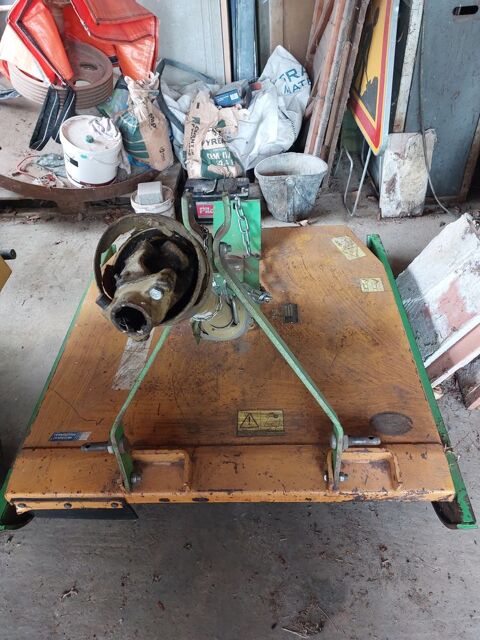 gyrobroyeur
1050 Le Pin-Murelet (31)