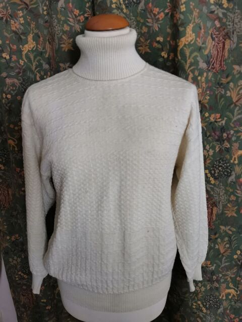 Pull col roulé blanc écru marque  LEPOUTRE  42 L'Aigle (61)