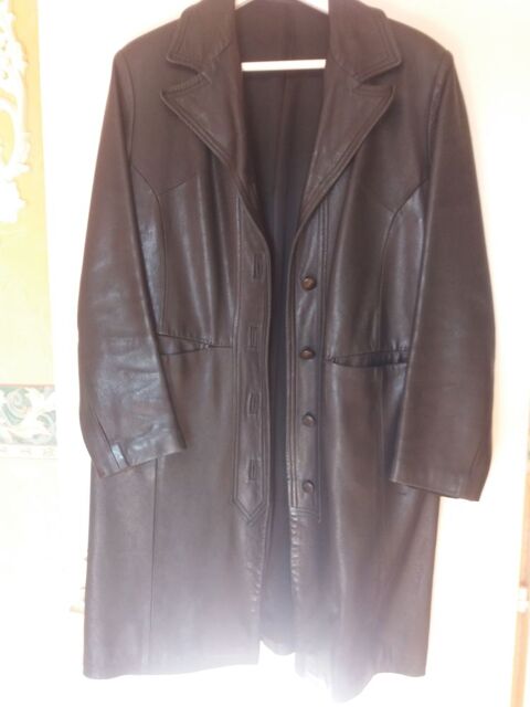 Manteau en cuir noir 30 Avignon (84)
